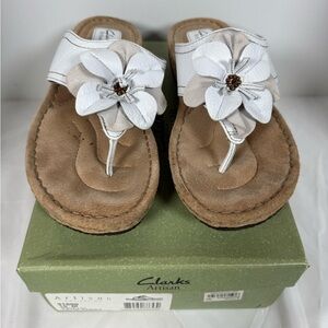 Clarks Artisan Collection Latin Samba White Leather Sandals With Flower 10M